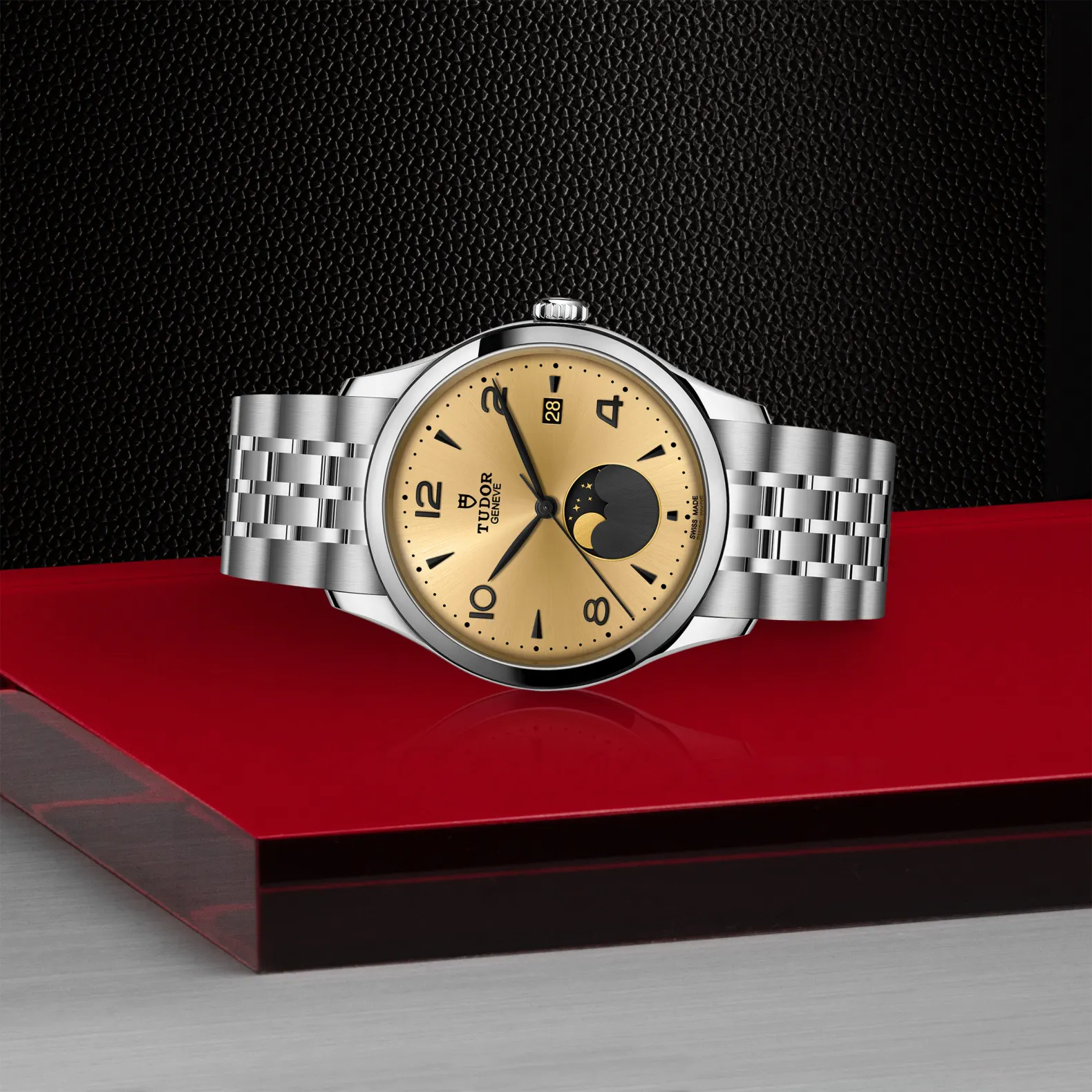 TUDOR 1926 Luna