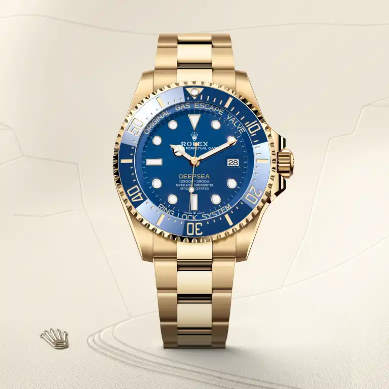 rolex M136668LB-0001   - La lunetta in ceramica e l’indicazione luminescente