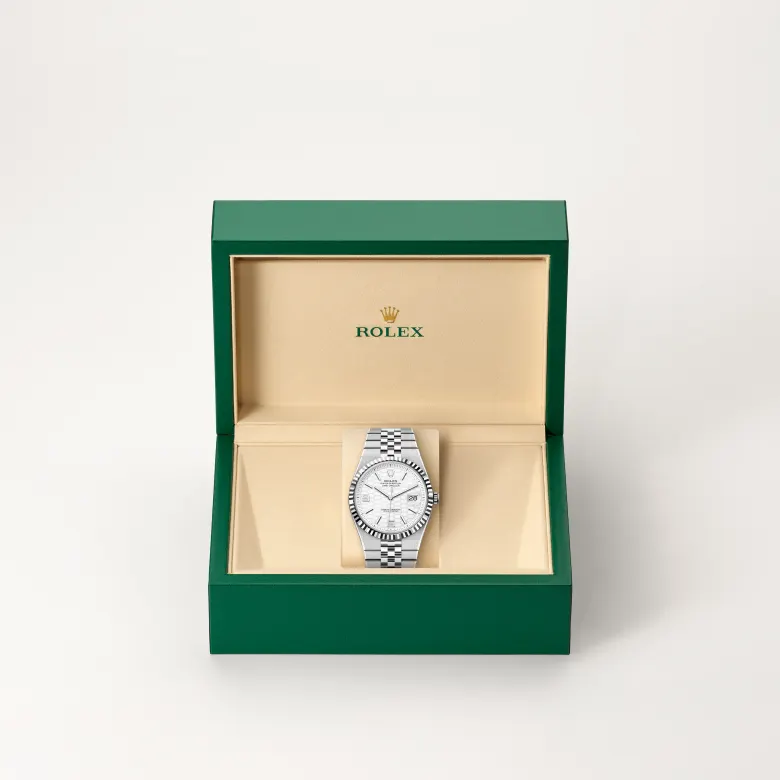 rolex M127334-0001   - Il quadrante bianco intenso